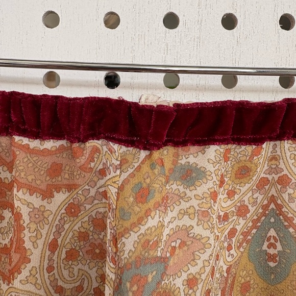 Allen B. By Allen Schwartz Paisley A-Line Skirt in Red and Cream - Picture 2 of 9